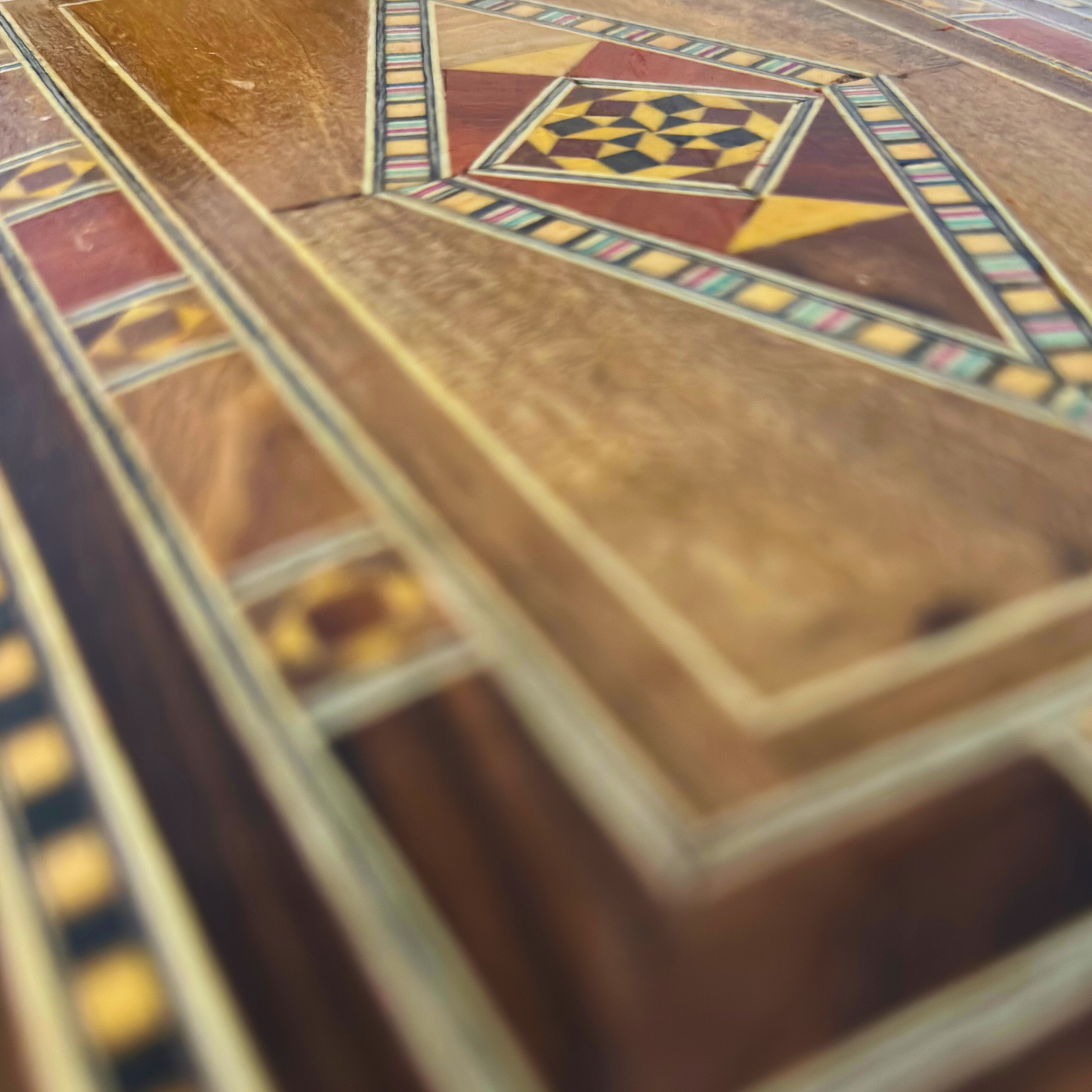 Şam Mozaik Ahşap Takı Kutusu – El Yapımı Doğu Sanatı