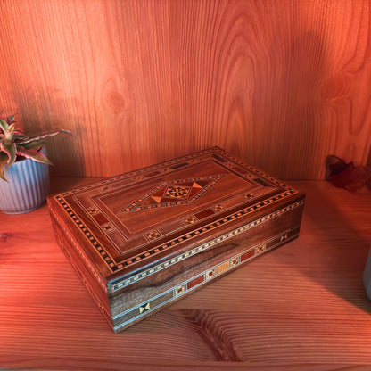 Şam Mozaik Ahşap Takı Kutusu – El Yapımı Doğu Sanatı