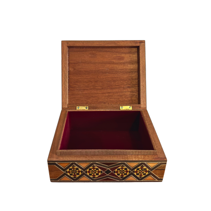 Usta Gaby Al Dayeh’ten Şam Mozaik Kutusu – Sedef ve Kadife İç Kaplama