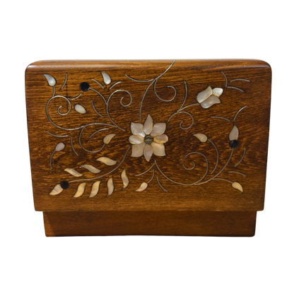 Handgefertigte Luxusbox aus Damaskus – Perlmutt & Samteleganz