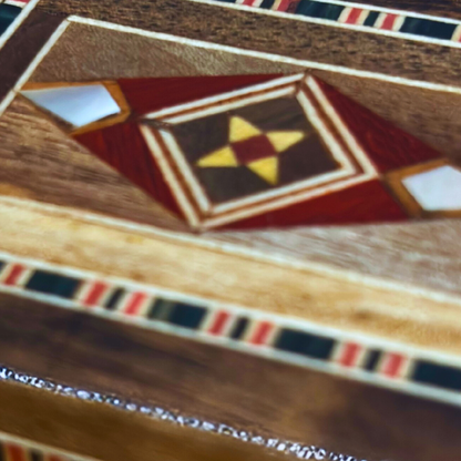 Şam El Yapımı Mozaik Yüzük Kutusu – Kadife İç Yüzey