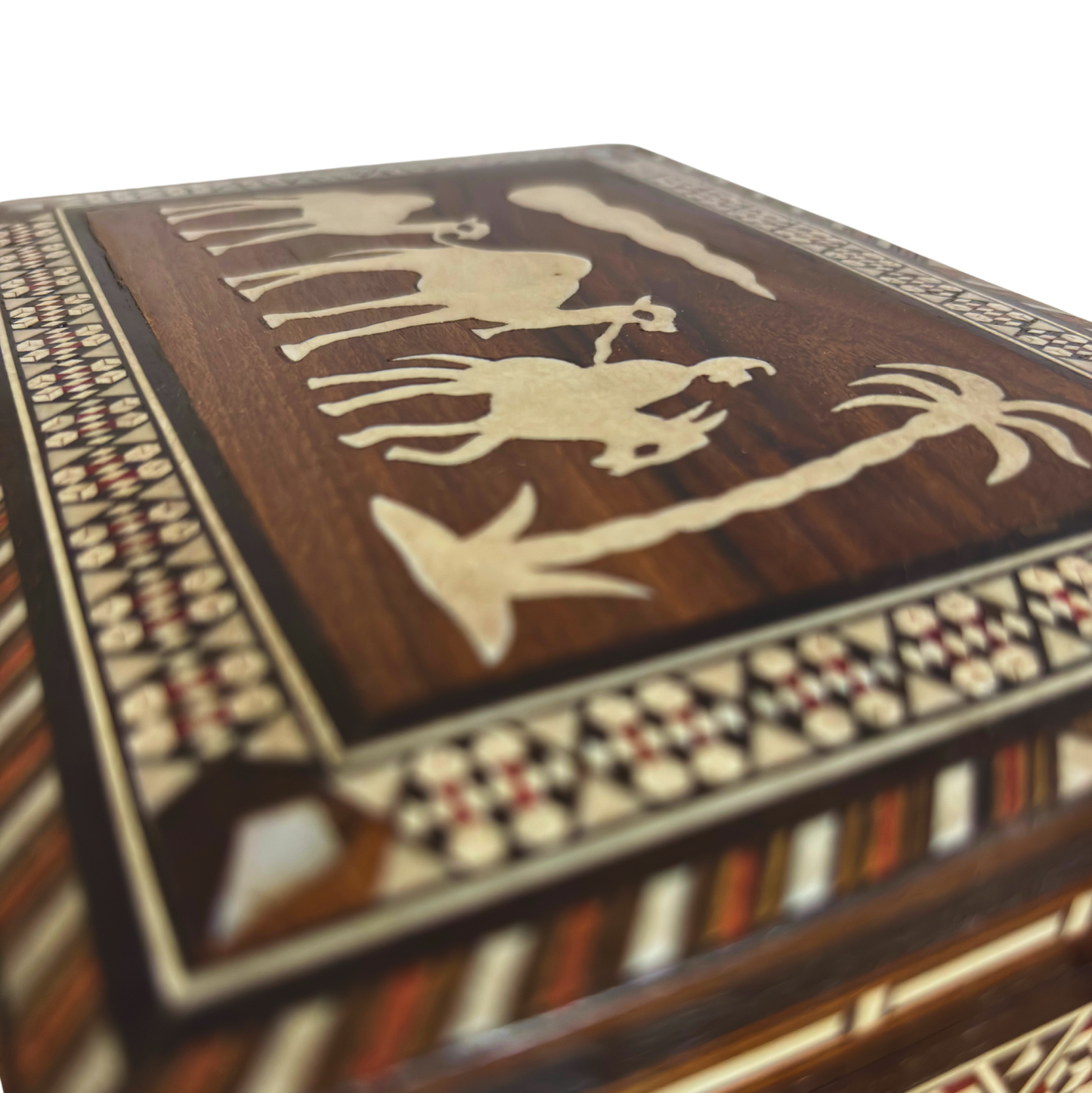 1970’ler Vintage Şam Deve Mozaik Kutusu – El Yapımı Suriye Sanatı