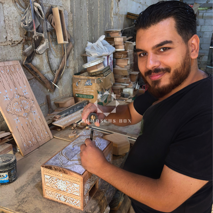 Şam Mozaikli Ahşap Tepsi – Sedef Kakma & Doğal Ağaç Tonları