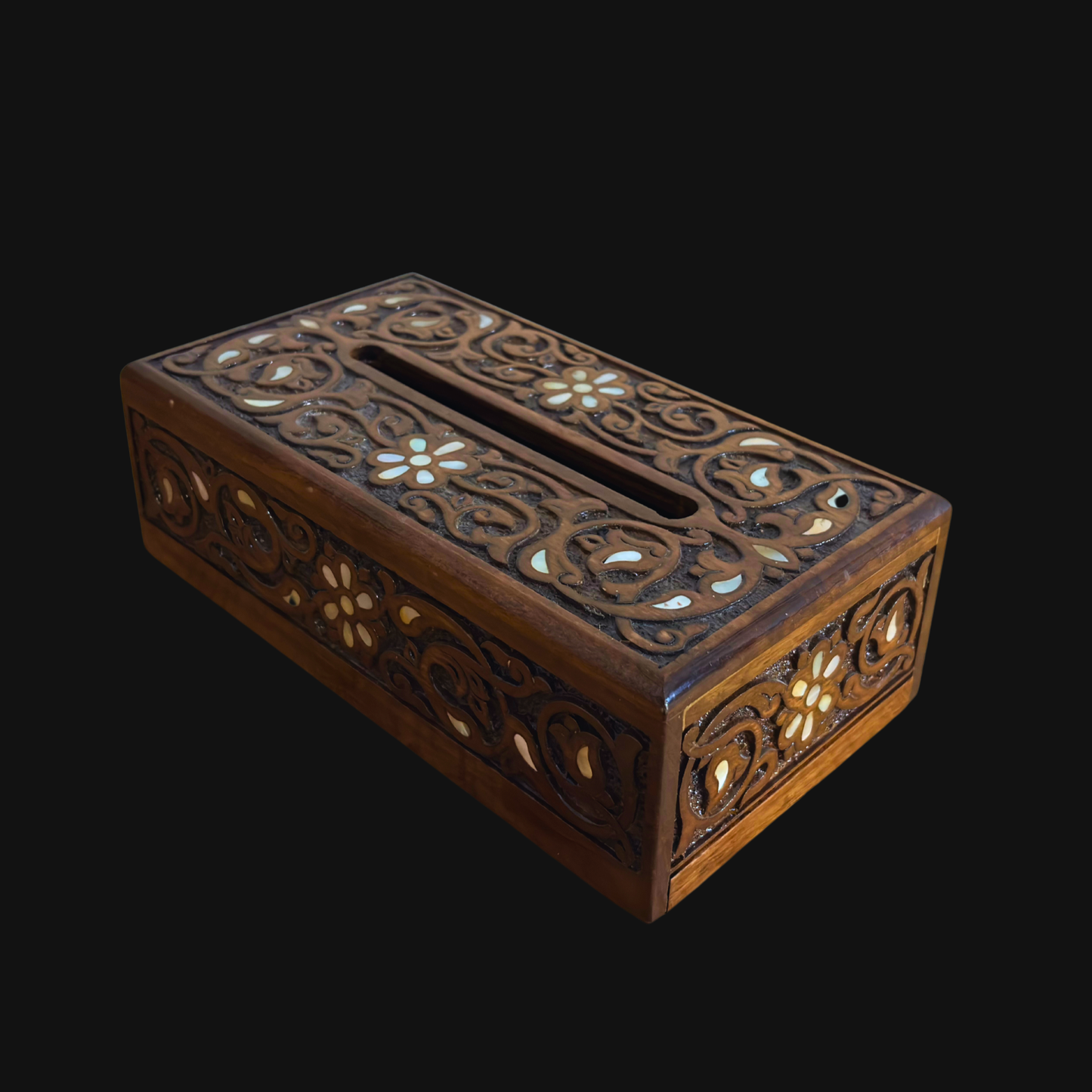 El Oyması Kayın Ahşap Peçete Kutusu – Ceviz Rengi ve Sedef İşlemeli